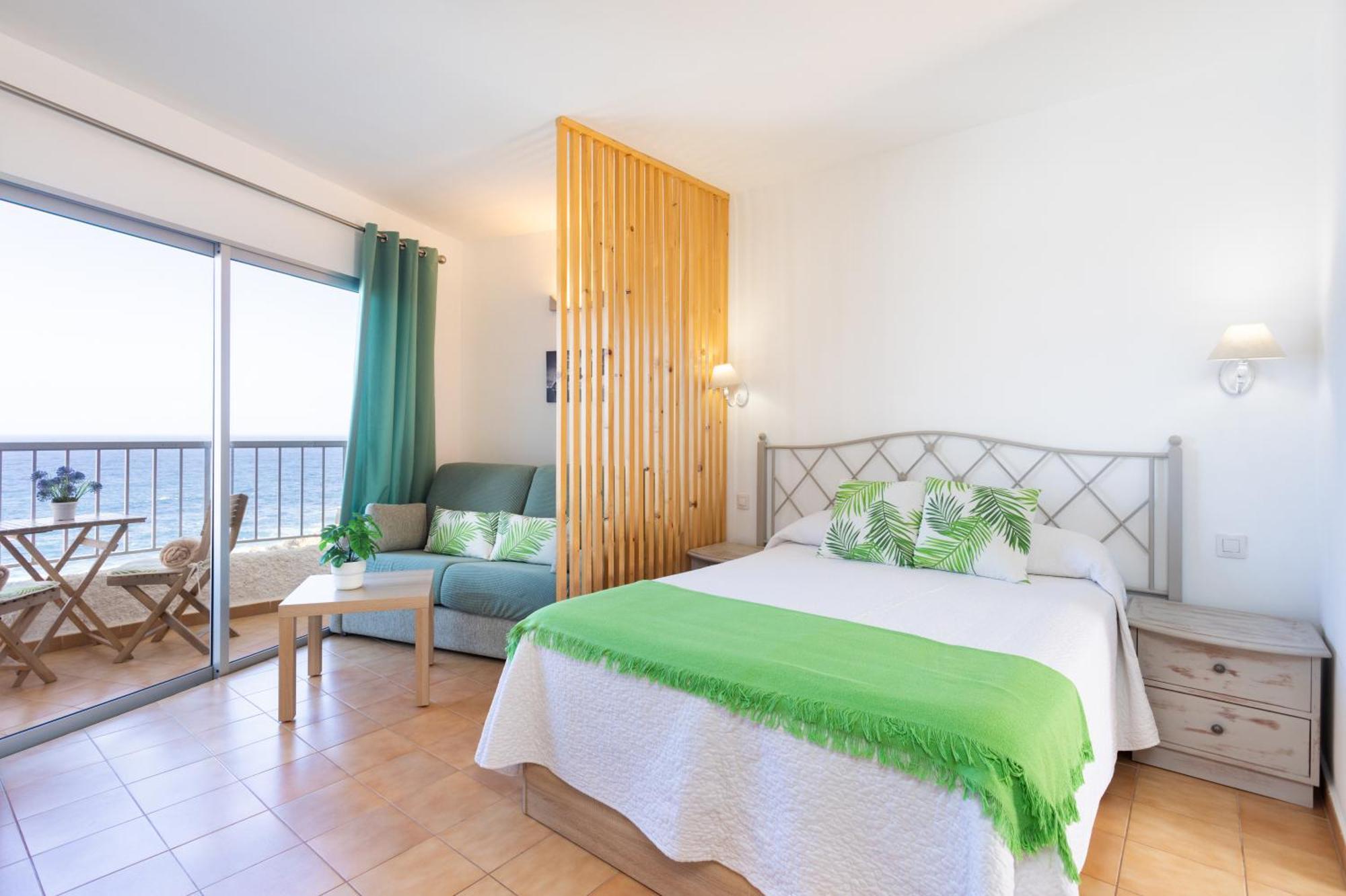 Cozy Seafront Studio With Balcony & Ocean Views San Marcos  Экстерьер фото